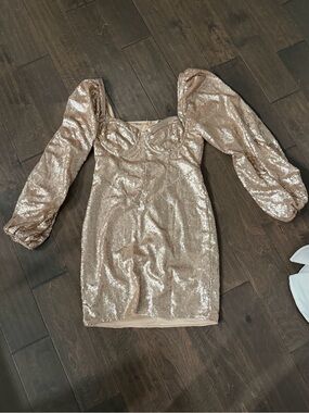 Sequin Puff-Sleeve Mini Dress in Champagne Gold